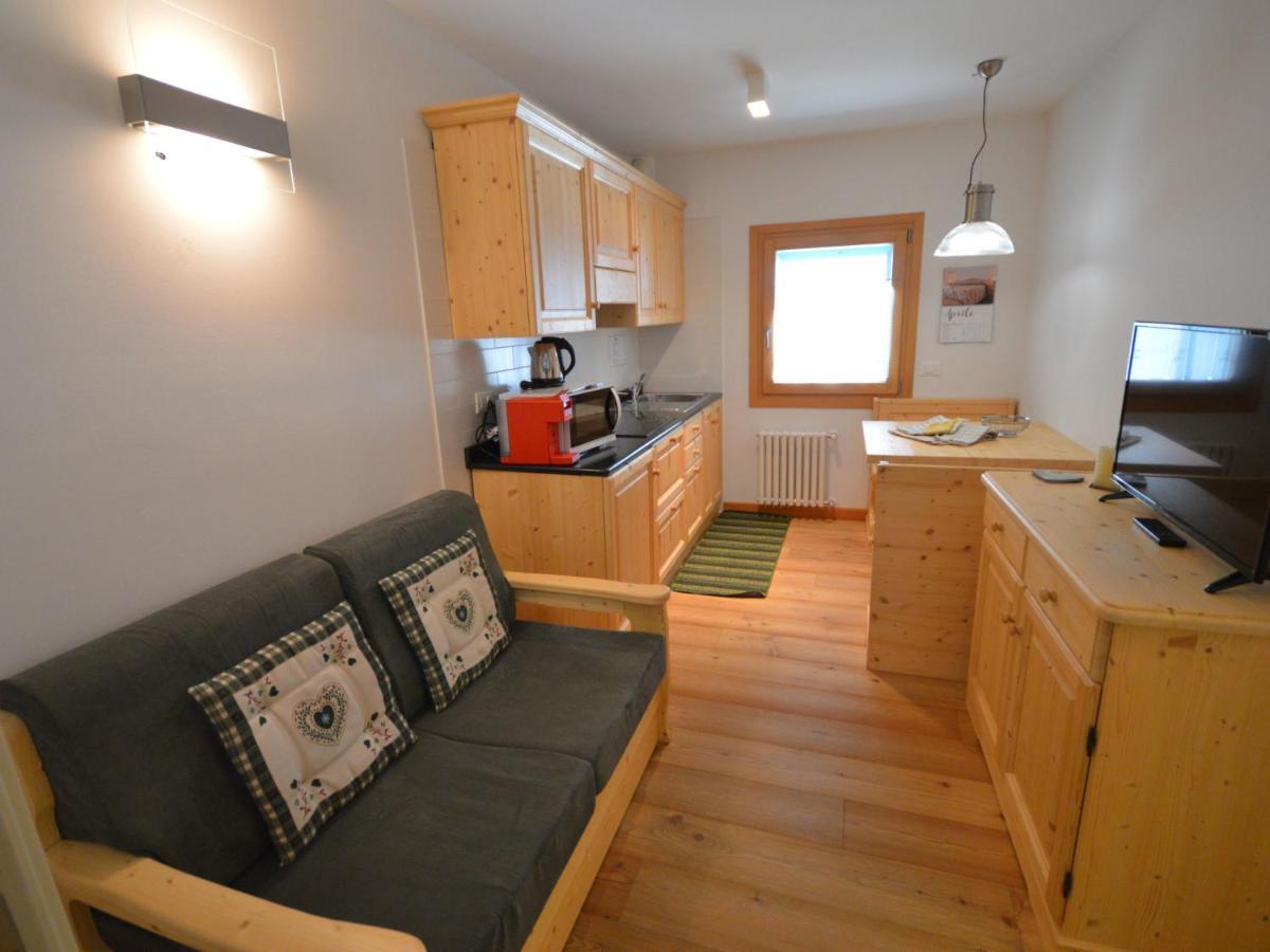 Apartment Cjase Fravins-3 By Interhome Raveo Eksteriør billede